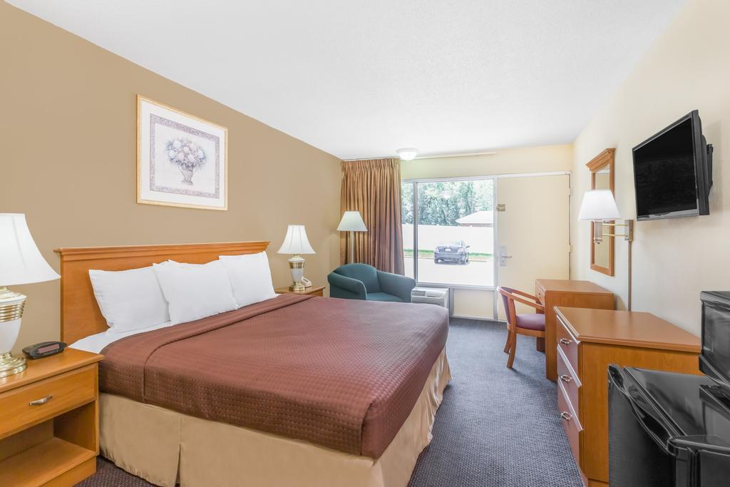 Days Inn By Wyndham Christiansburg Kamer foto
